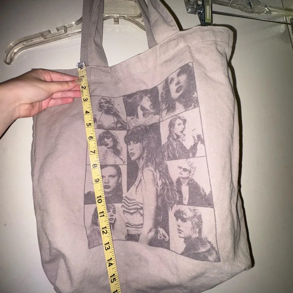 Taylor Swift The Eras Tour Tokyo Limited 2024 TOTE BAG FLAW see description - Image 10