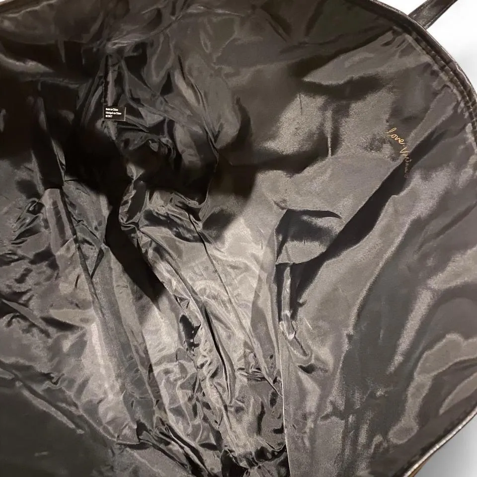 Victoria’s Secret 2017 black sequin stripe tote bag - Image 4