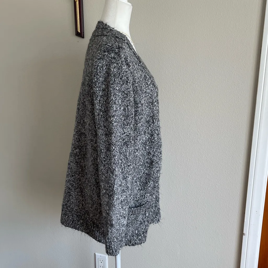 Gray Women's Sweater Cardigan Size XL - Image 4