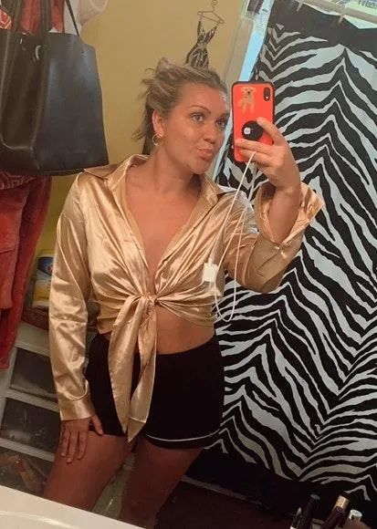 SheIn Front Tie Shirt - Image 4