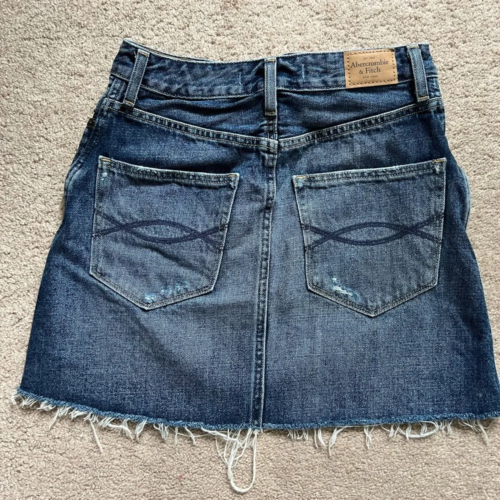 Abercrombie denim skirt - Image 3