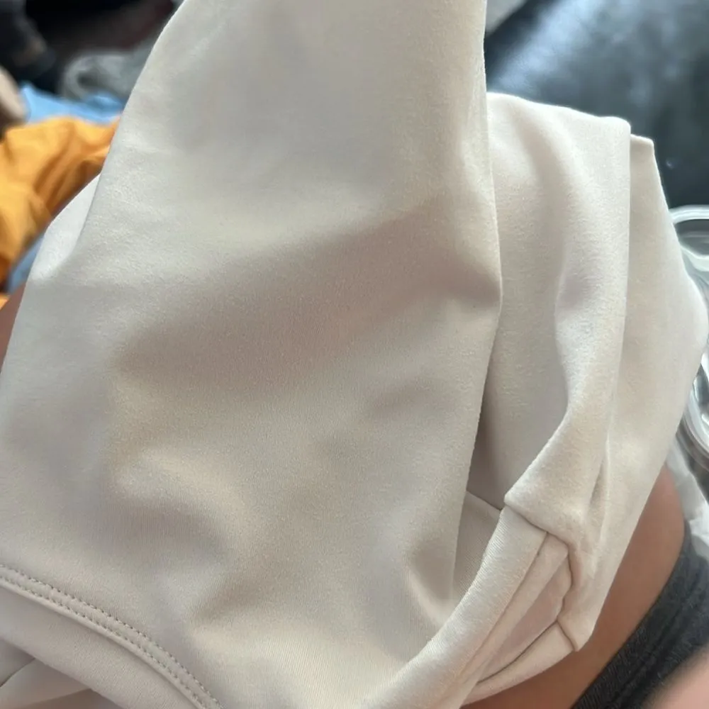 PAC 1980 PAC WHISPER Active Ivory On The Go Shrug small - Image 10