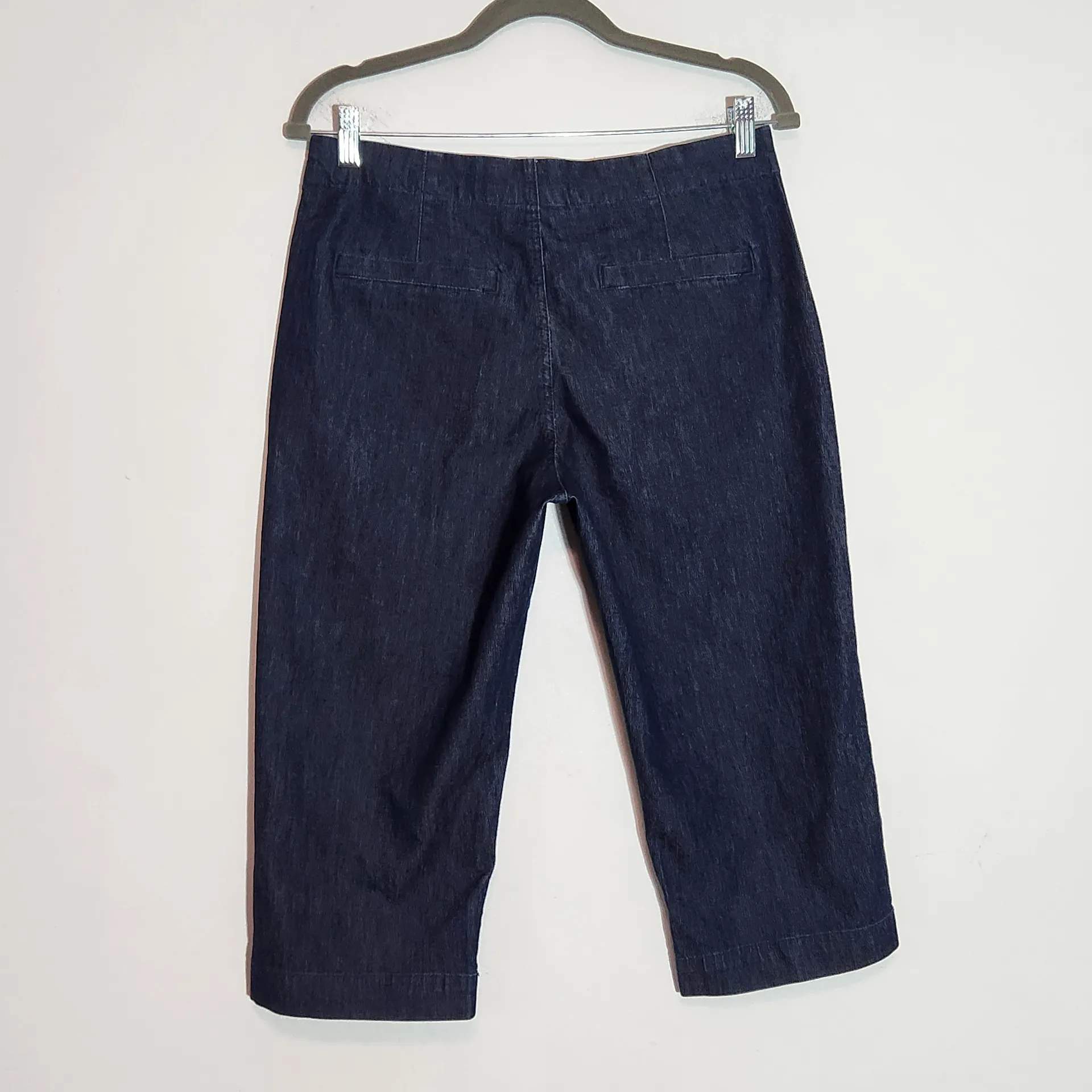 Riders by Lee Dark Wash Cropped Jeans Size Medium 8 Dark Wash Capri Jeans - Image 4