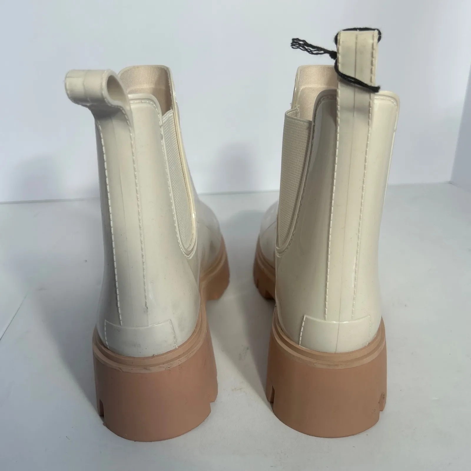 Dolce Vita Womens Cream Waterproof Chelsea Rain Boots Lug Sole Size 8 Tan - Image 9