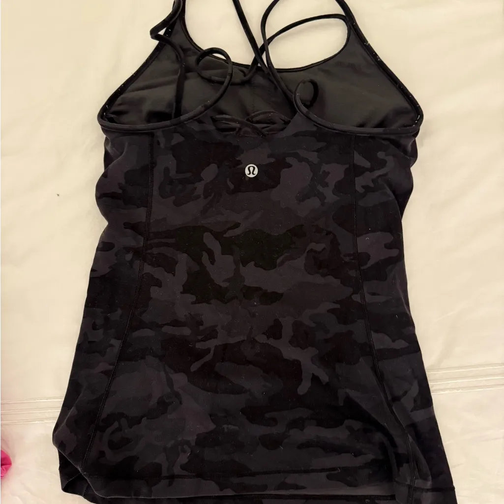 Lululemon  Free to Be Tank - Image 4