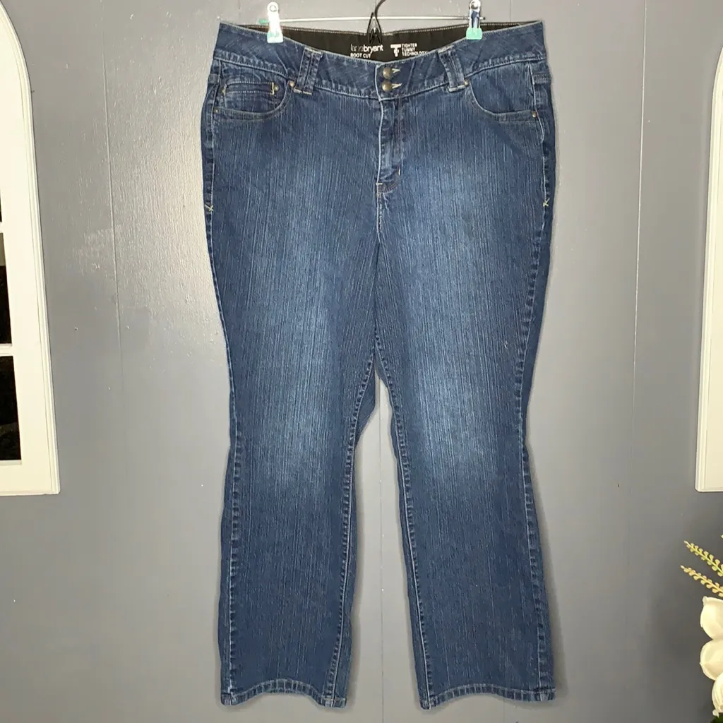 LANE BRYANT Boot cut jeans size‎ 20 - Image 3