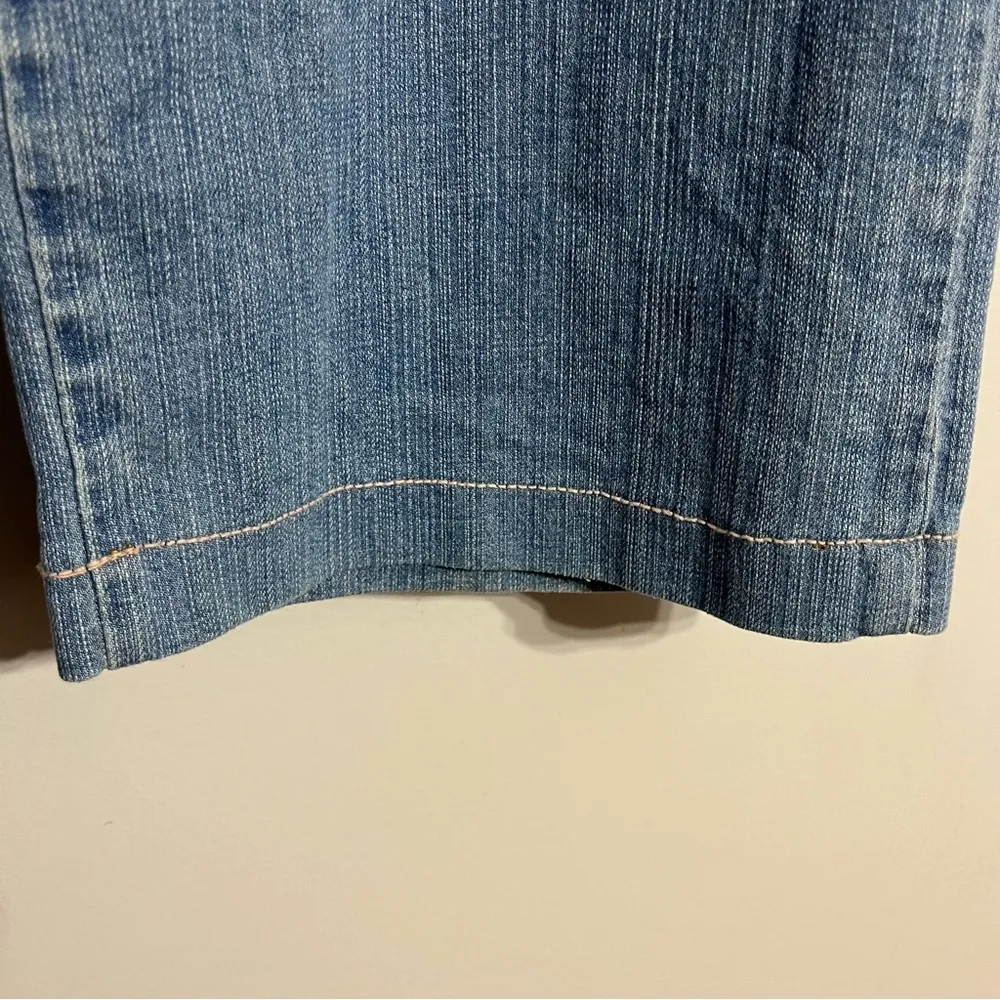 Women’s Westport Denim 90’s Wide‎ Leg Light Wash Jeans Button Detail Size 12 - Image 2
