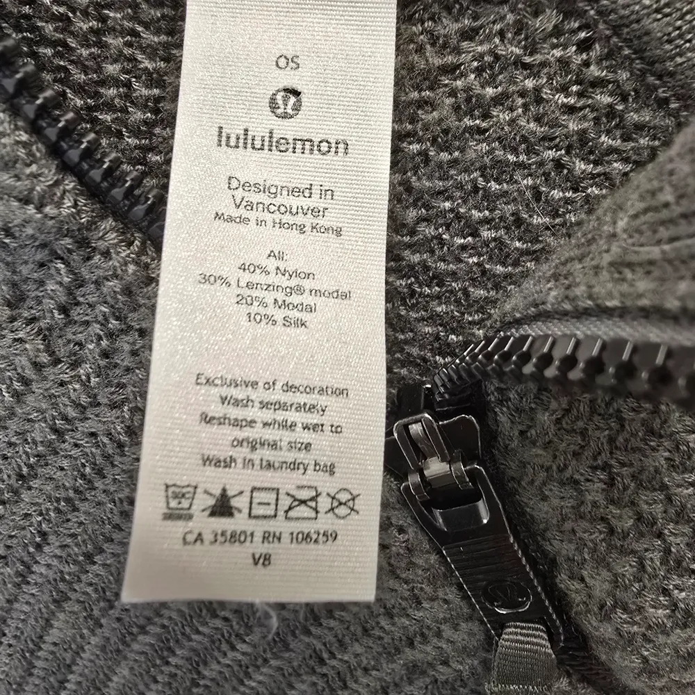 {OS} Lululemon On Thr Go Poncho Sweater Scarf Combo In Grey Sage - Image 11
