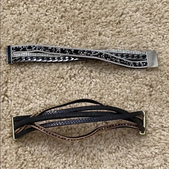 EXPRESS  magnet close bracelets blk/gld blk/silver - Image 2