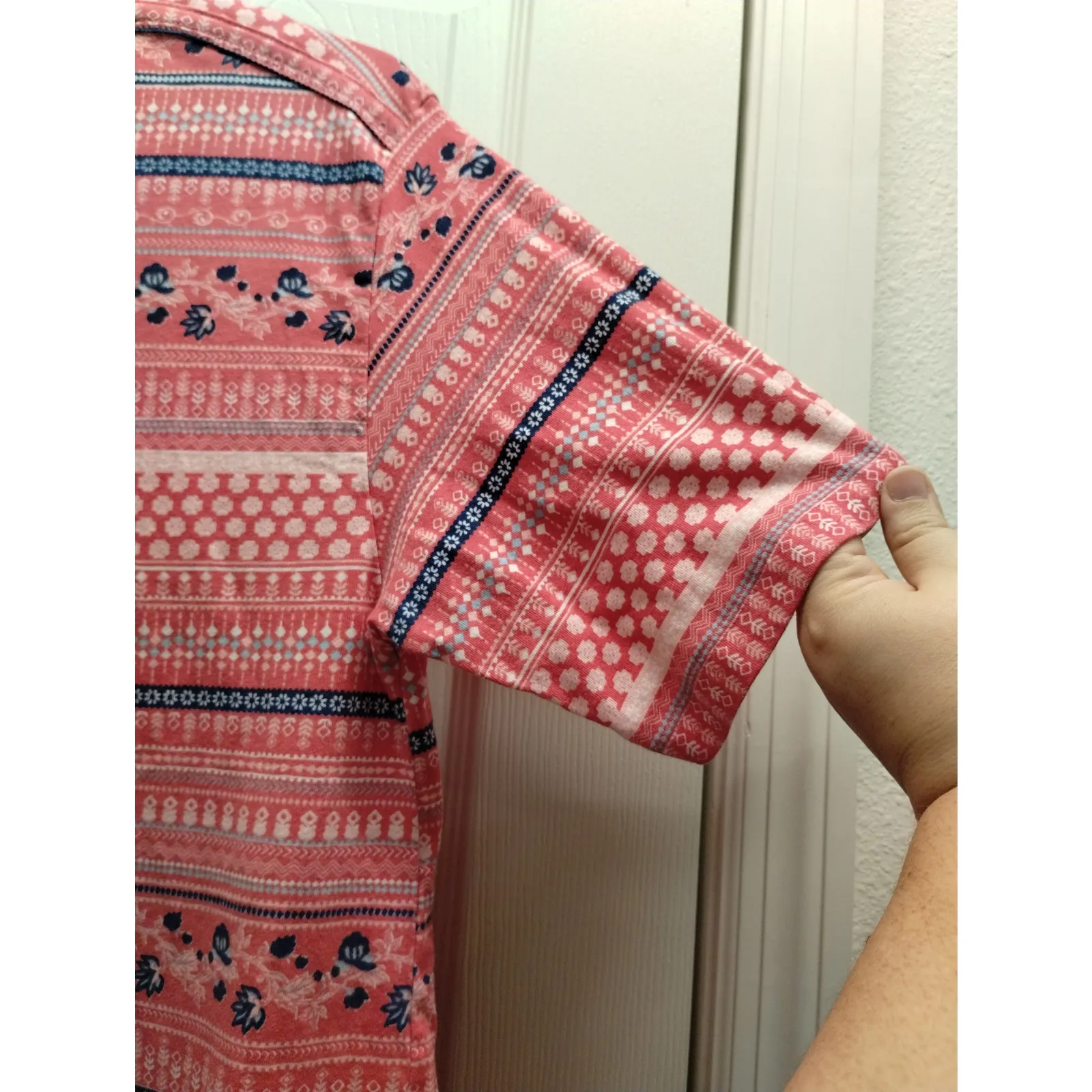 Woman Within Size 1X (22/24) Light Red/Pink Multi-Pattern Short Sleeve T-Shirt - Image 4