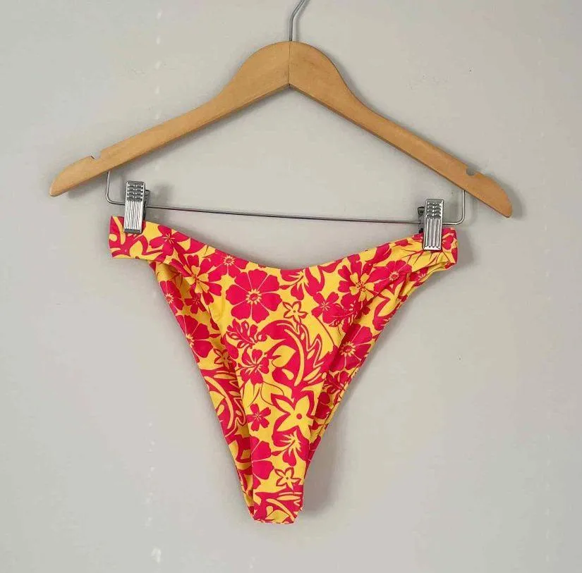Shein Pink and Yellow Floral Print Two Piece Bikini Size Small - Image 3