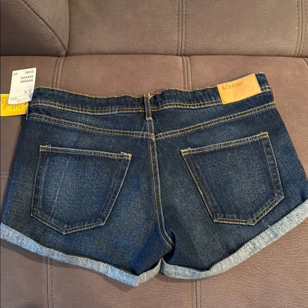 NWT &DENIM for H&M Skinny Low Waist Blue Jeans Shorts Size 10 - Image 5
