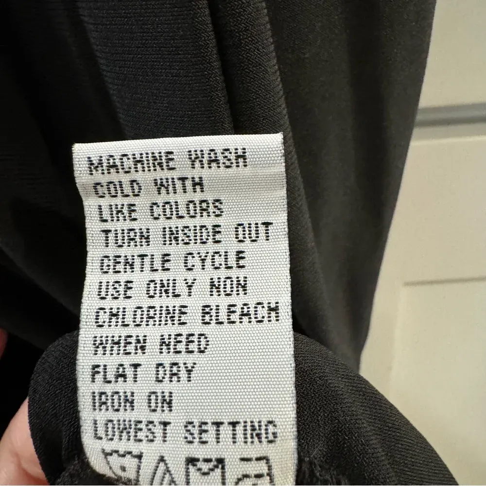 Black empire waist little‎ black dress with rhinestone and chain embellishment Size 16 - Image 7