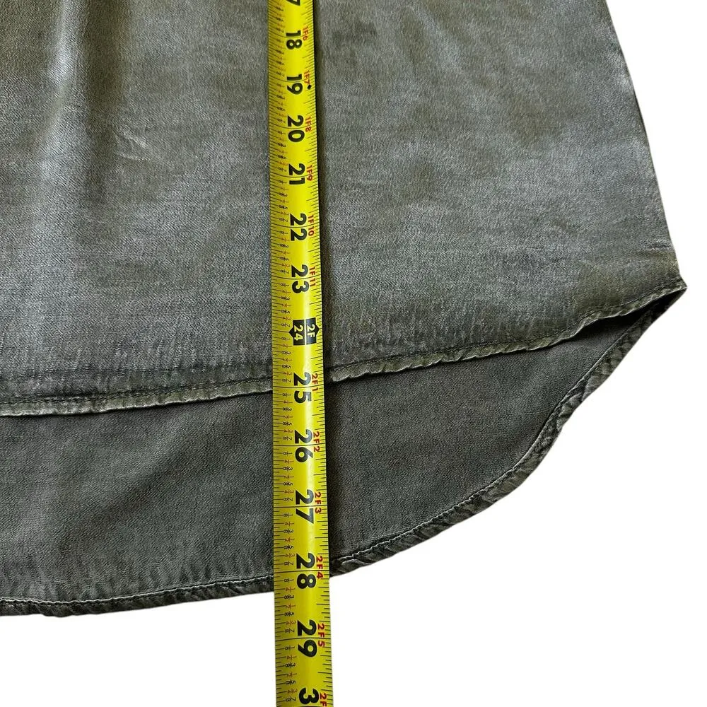 Tina Jo Green Satin Basic Blouse Women Top Size Medium | 63 - Image 4