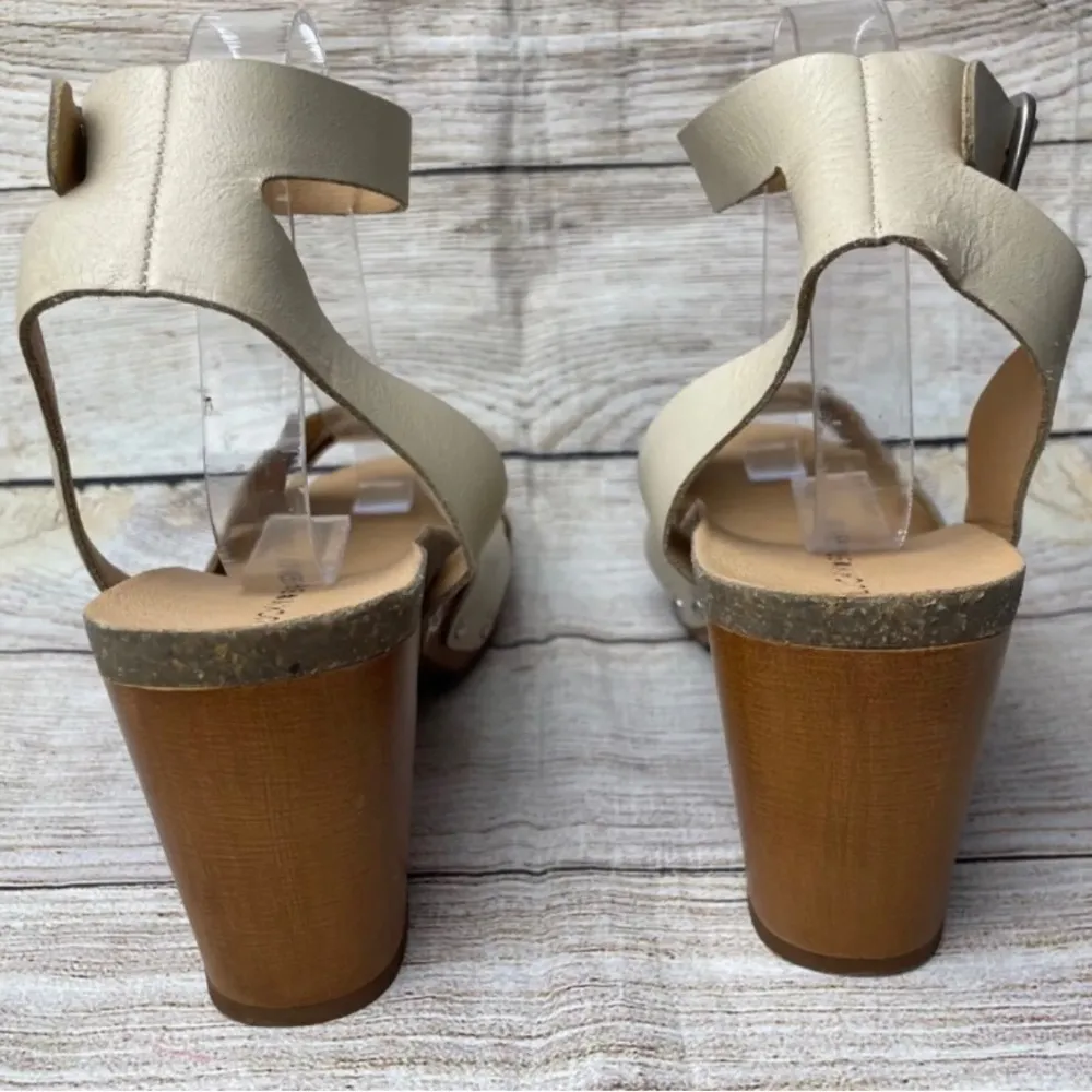 Hadilla Women’s Tan Leather Platform Sandal With Studs Size 10M - Image 9