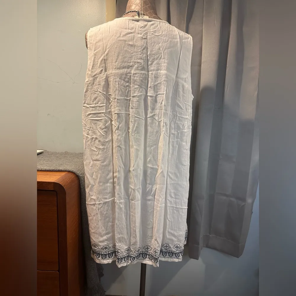 Hayden Los Angeles Embroidered Boho Blue White Dress Size 1XL NWT - Image 3