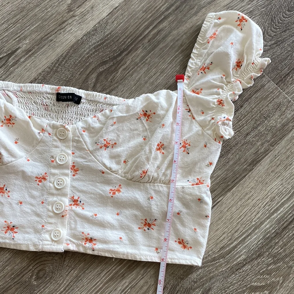Cotton On linen blend isla prairie milkmaid crop top floral ivory ecru medium - Image 10