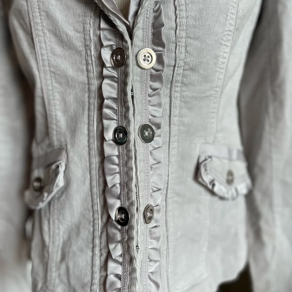 White House Black Market gray corduroy & Satin trim blazer Size 6 - Image 2