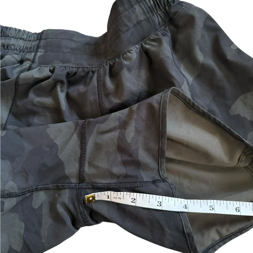 Lululemon Hotty Hot Low Rise Short 4" Camo - Image 7