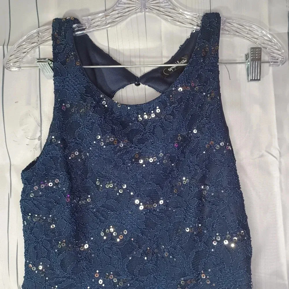 Speechless navy blue sleeveless formal dress - Image 2