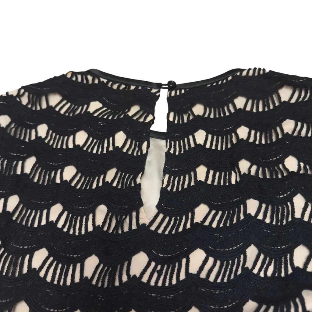 Kate Spade Black Lace Scalloped Overlay Shift Dress Size 2 Short Sleeve in EUC - Image 8