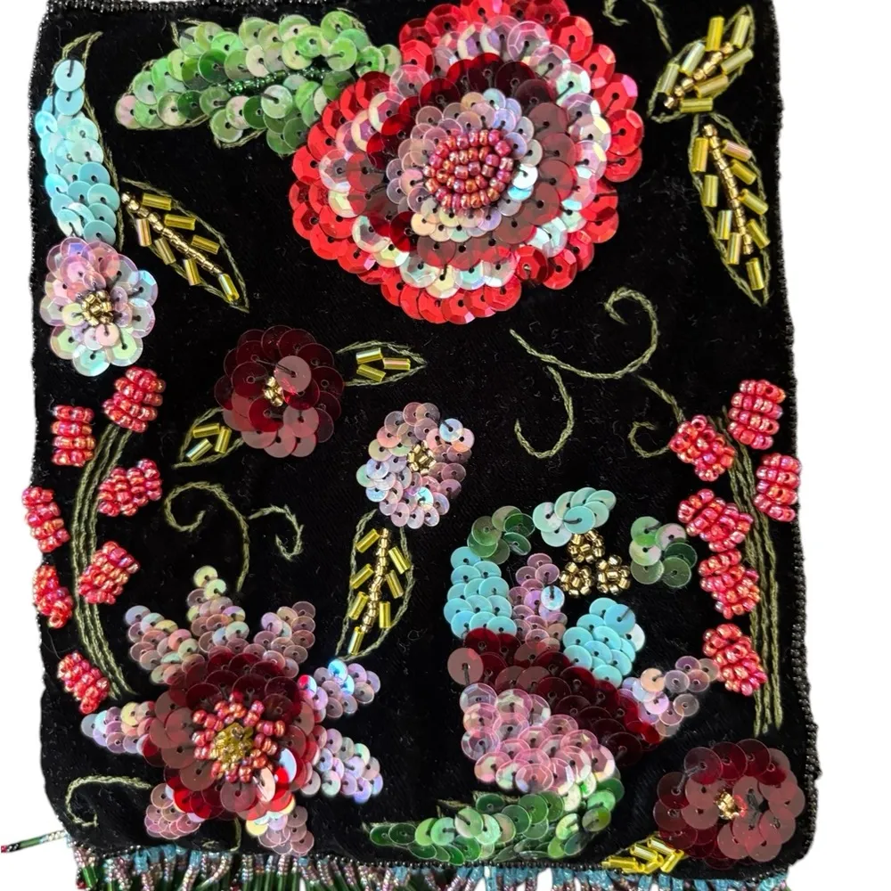 VTG Hand Beaded Velvet Crossbody Evening Bag Beaded Fringe Small Size 7X5 Floral Black - Image 2