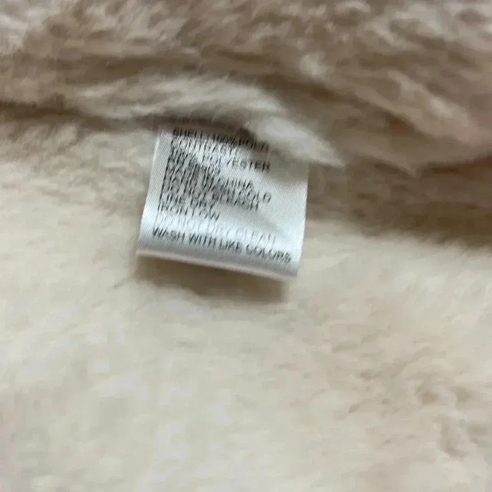 NWTs Gianni Bini Neutral Suede Fur Vest - Image 10