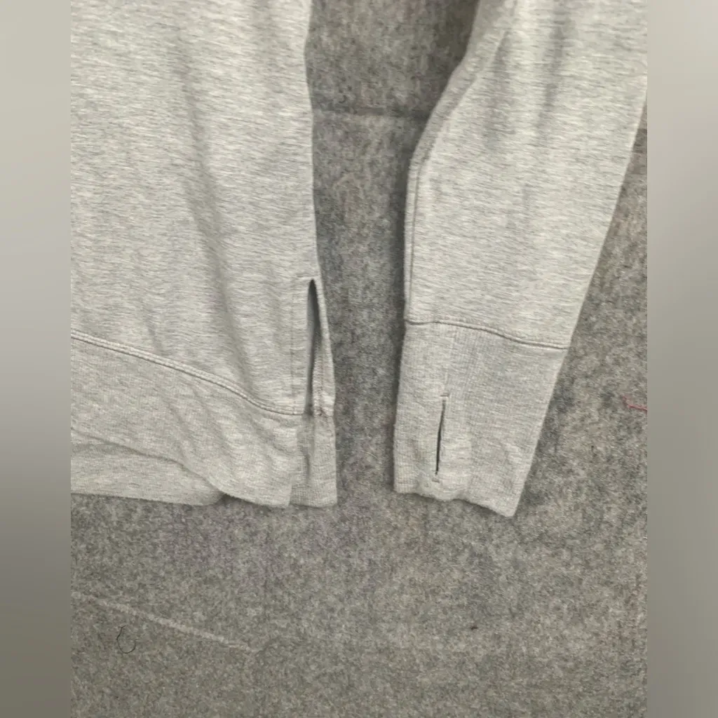 Athleta Womens Size Small Heather Gray oversized athletic‎ workout sweater. - Image 5