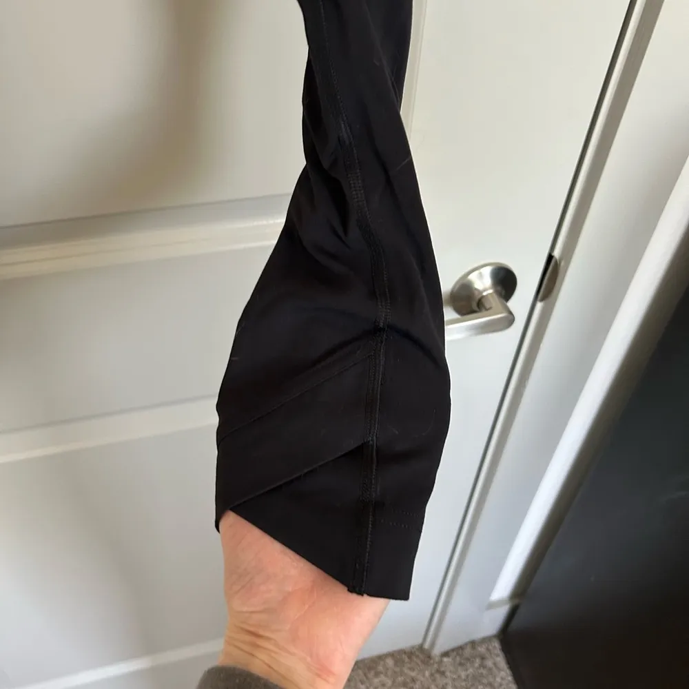 Women’s Black Gymshark Cross leggings - Image 3