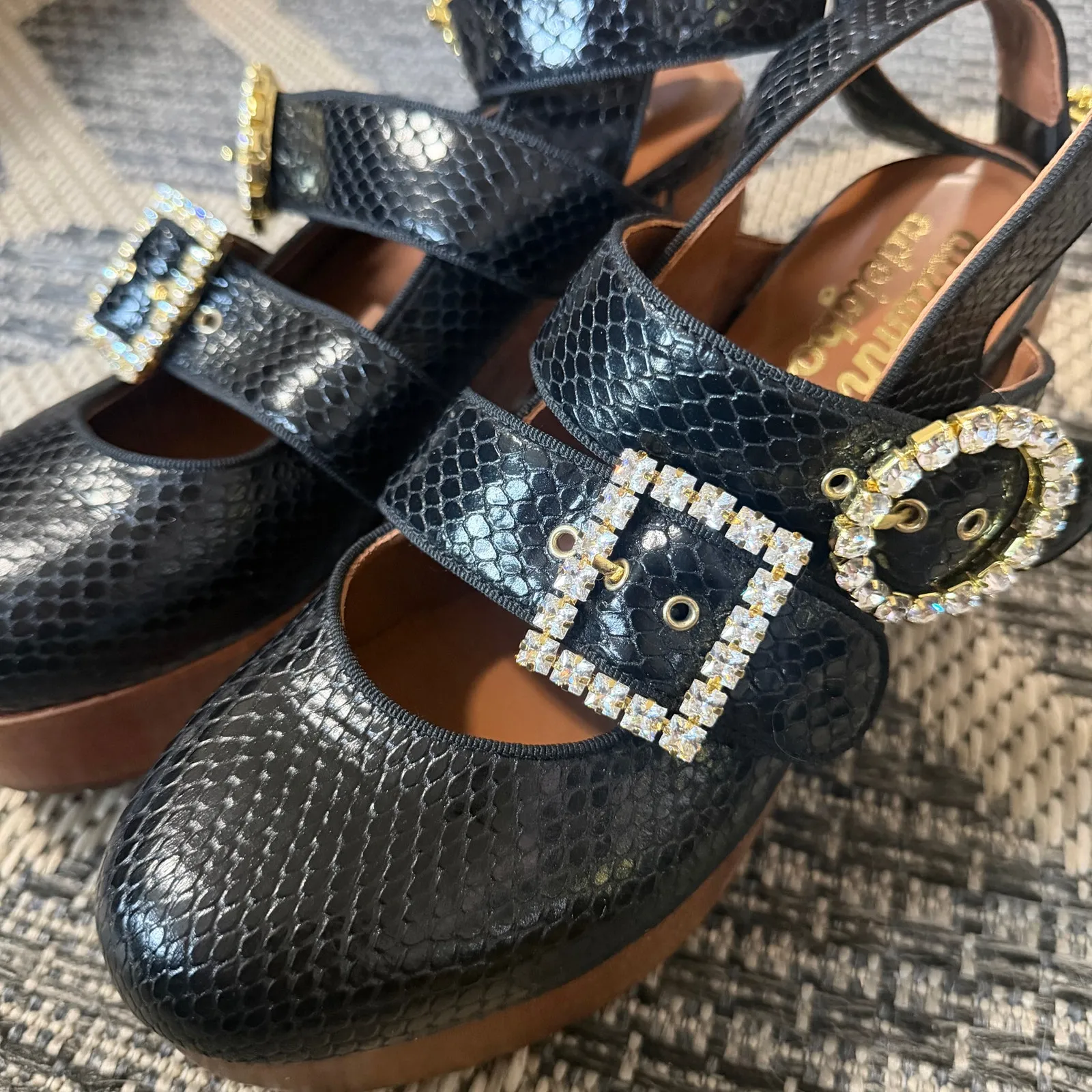 AUTUMN ADEIGBO TRIPLE STRAP CLOG - Image 7