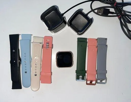 Fitbit  Versa Rose Gold - Image 5