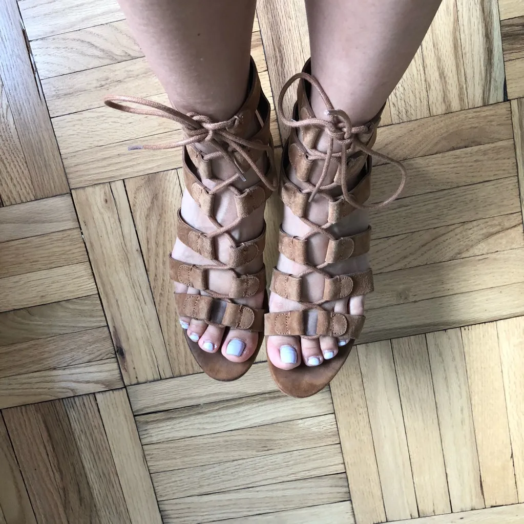 Marc fisher sandals - Image 3