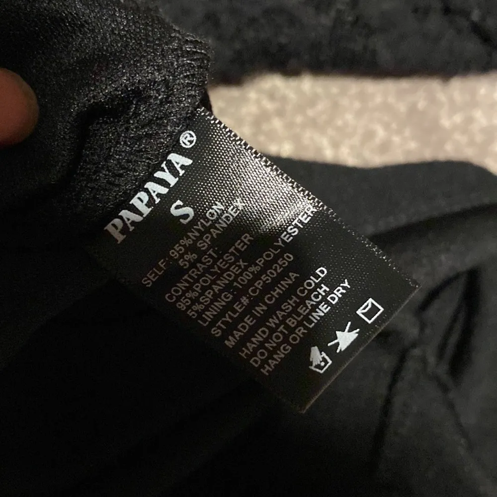 Papaya  Choker Romper SIZE S - Image 4