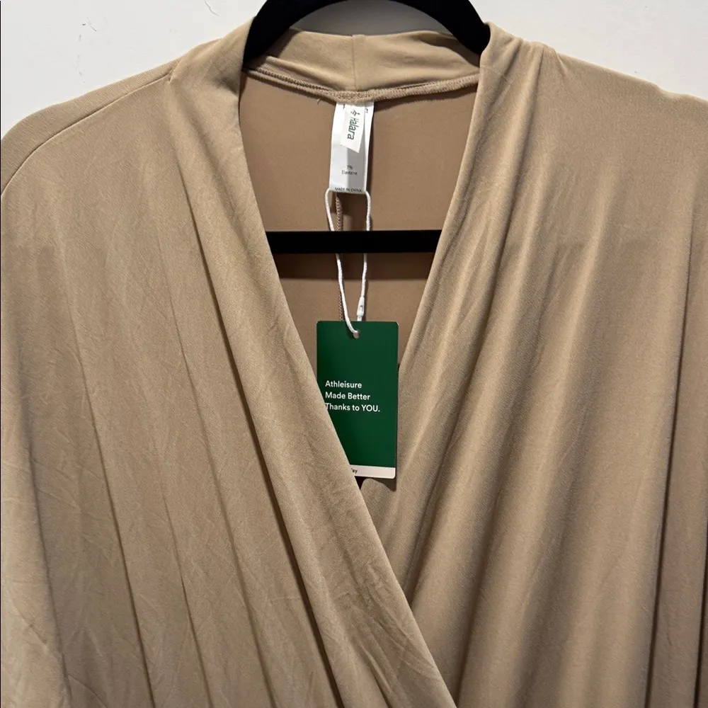 NWT Halara Tan Long Sleeve Jumpsuit size M. 4 way stretch. Modern wide leg fit - Image 5