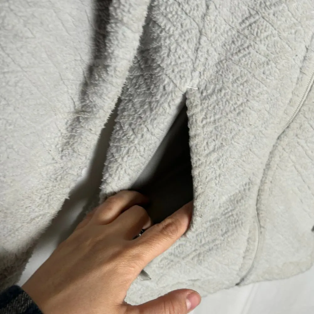 Patagonia  Diamond Pattern Capra High Zip Neck Full Zip Jacket Size Small - Image 5