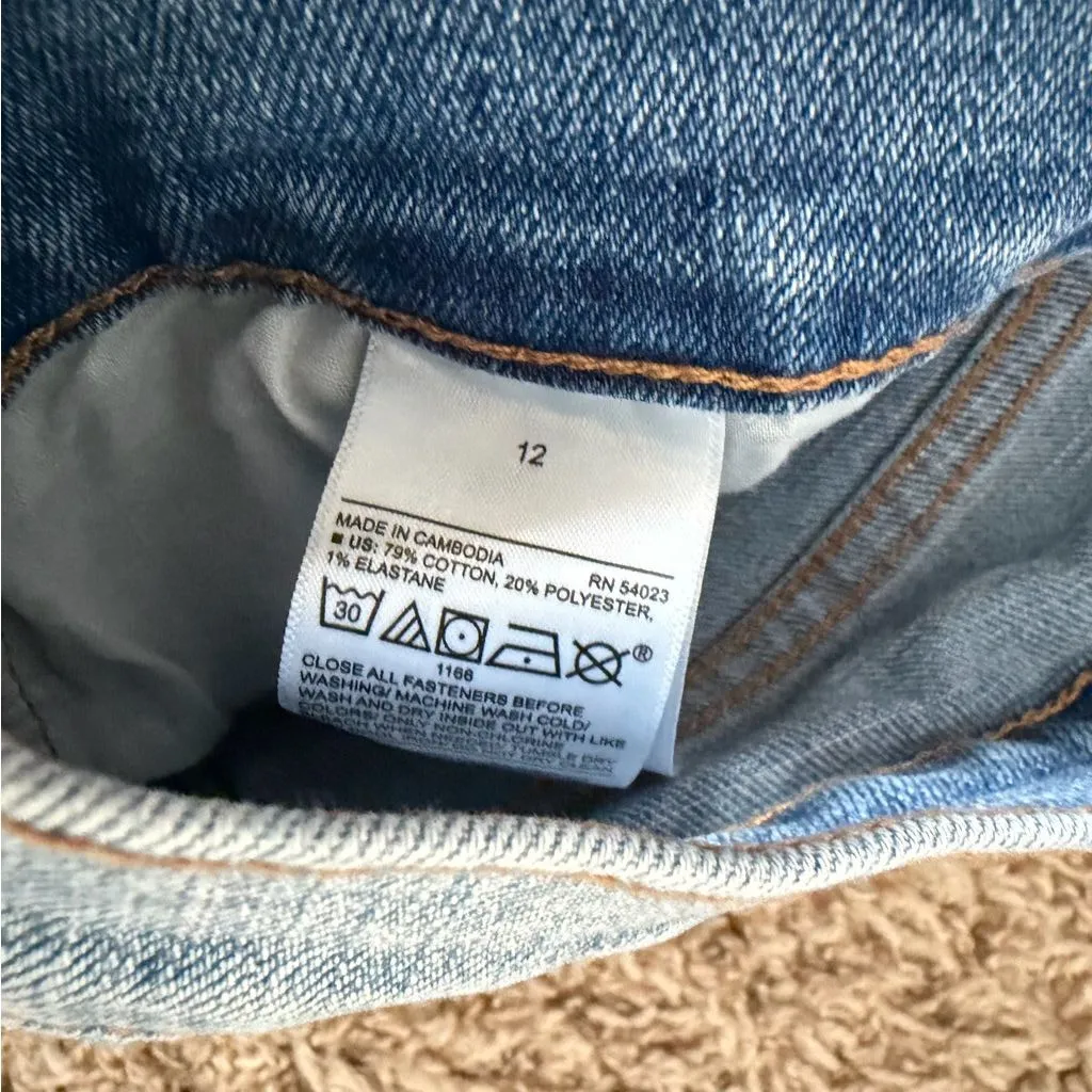 Old Navy Light Blue Jean Shorts - Image 2