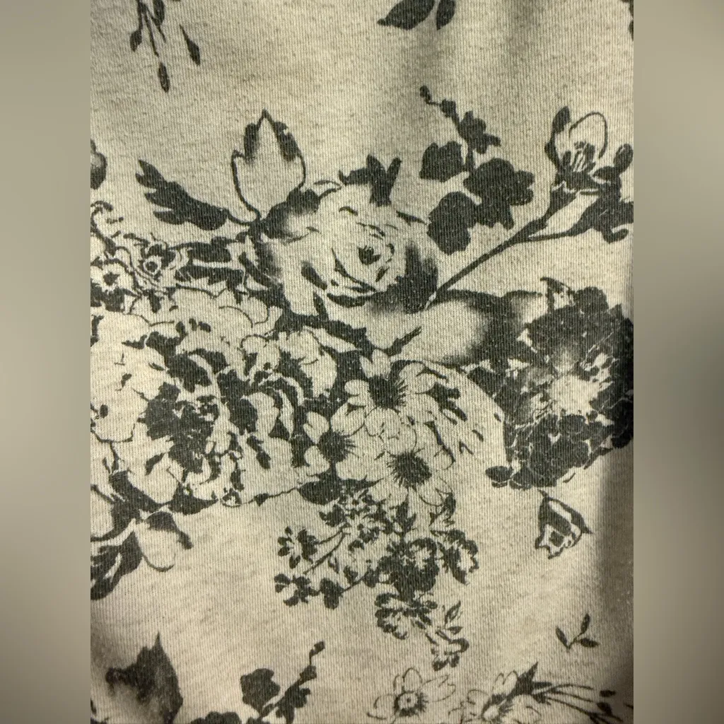Garage - Floral Print Long-Sleeved Top/Sweatshirt (Medium) EUC - Image 4