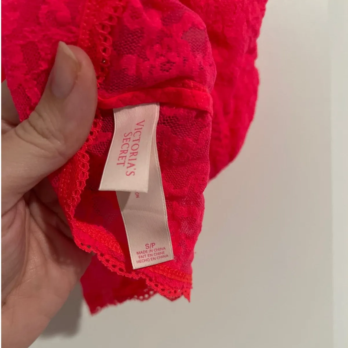 Victoria's Secret Crochet Lace Adjustable Strap V-Neck Bralette Pink Womens S/P - Image 4