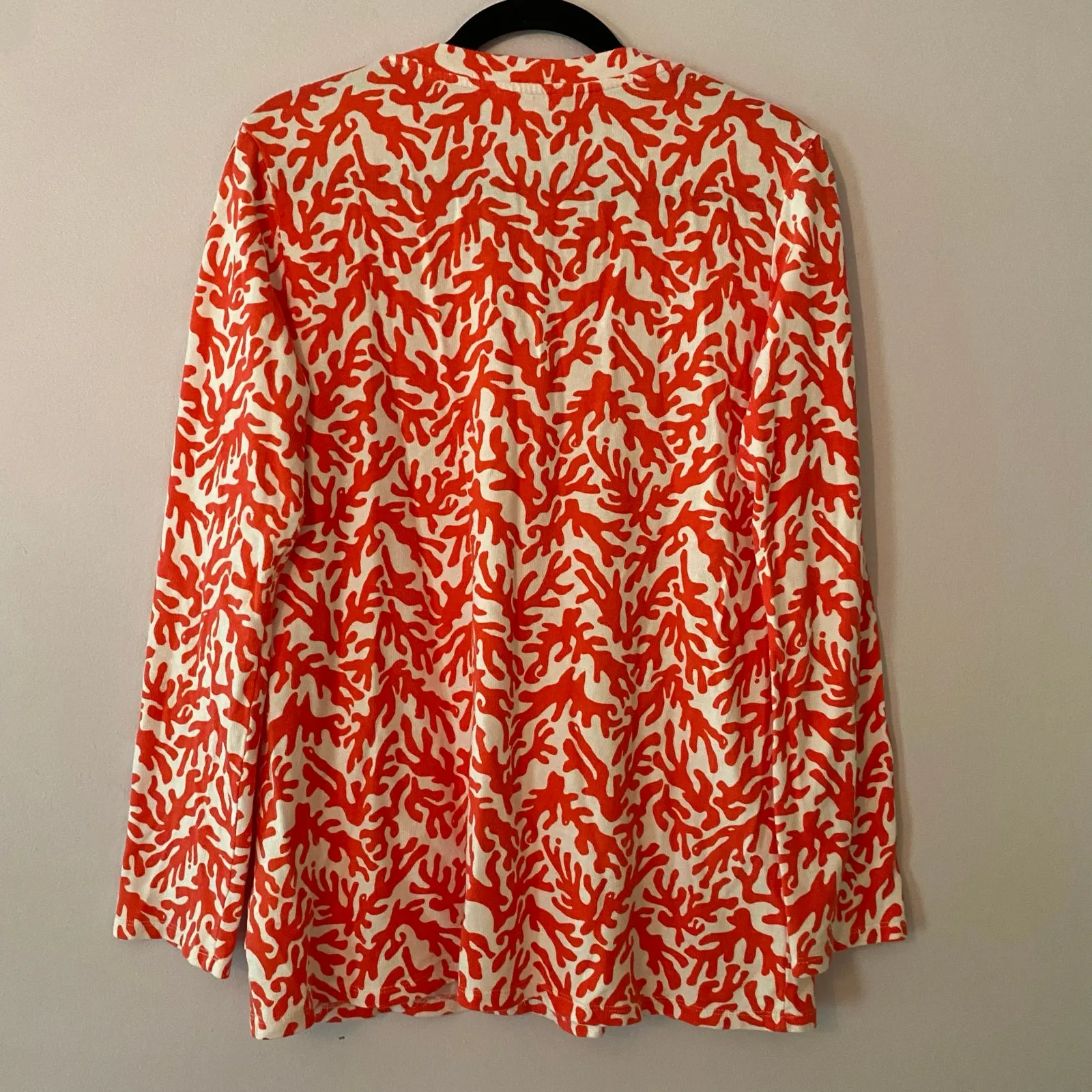 Lilly Pulitzer Odette Red White Pullover Sweater V-neck Women's size Medium - Image 5