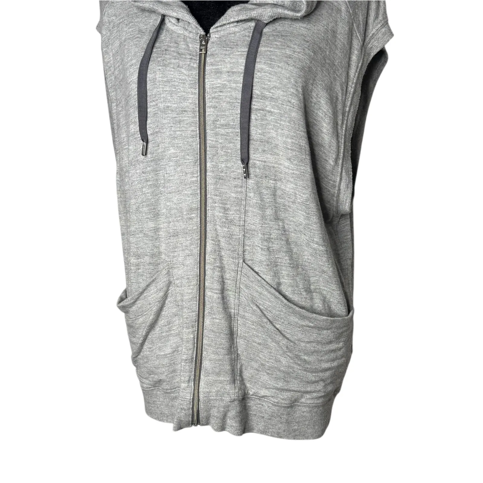 Athleta Sleeveless Full Zip Hoodie Lotus Vest Women Size M Gray Athletic Pockets - Image 5