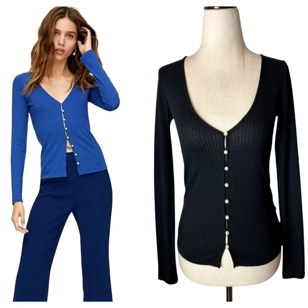 Aritzia Wilfred Sweater Women XXS Black Pearl Button Ribbed Knit Top Whimsigoth - Image 2