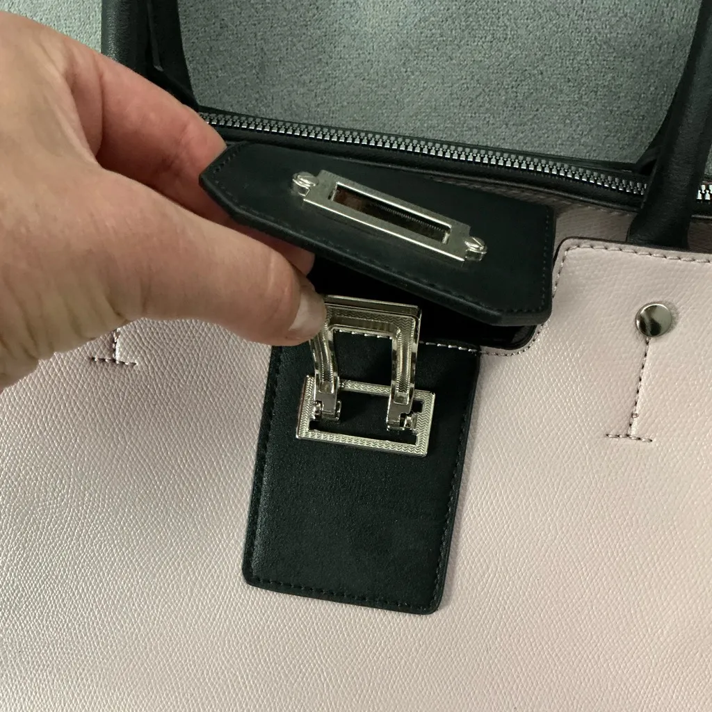 Nice ELEGANT SPACIOUS tote 🌷🌷 Pink - Image 5