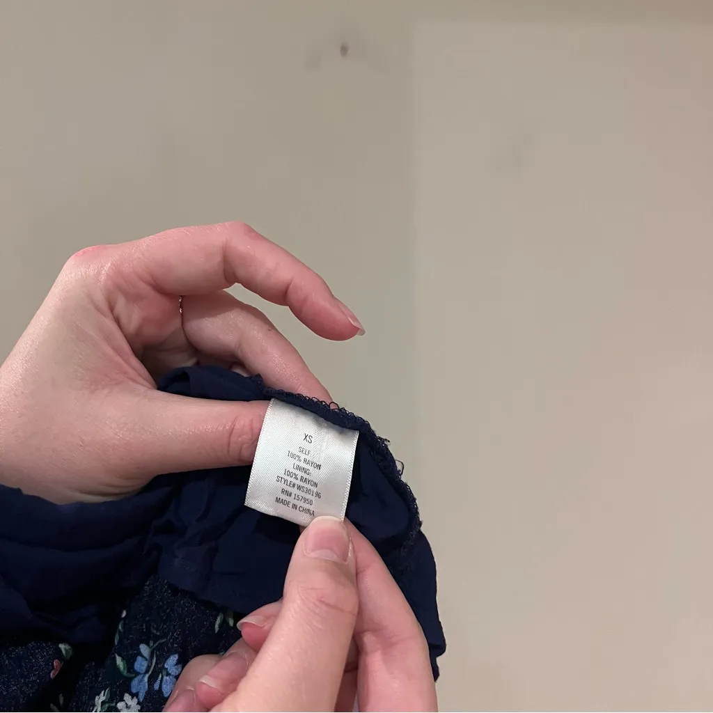 mi ami Francesca’s Blue Floral Mini Skirt Size XS - Image 7