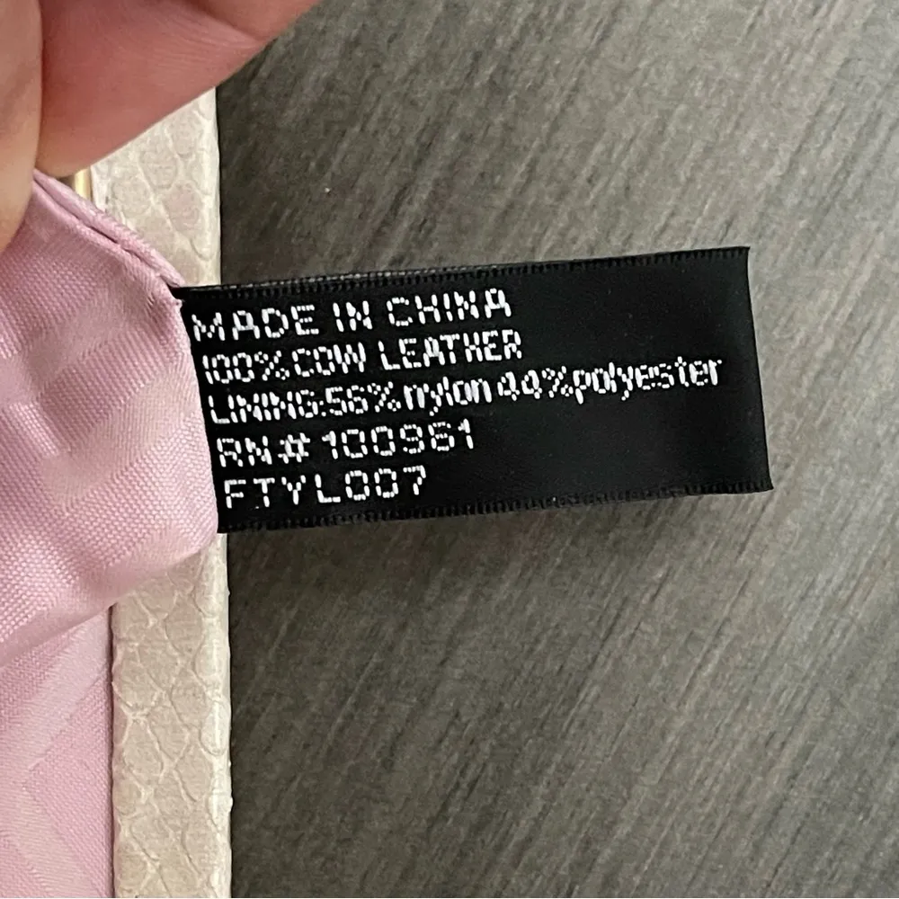 Via Spiga Snakeskin Embossed Cow Leather pink Clutch shoulder bag - Image 11