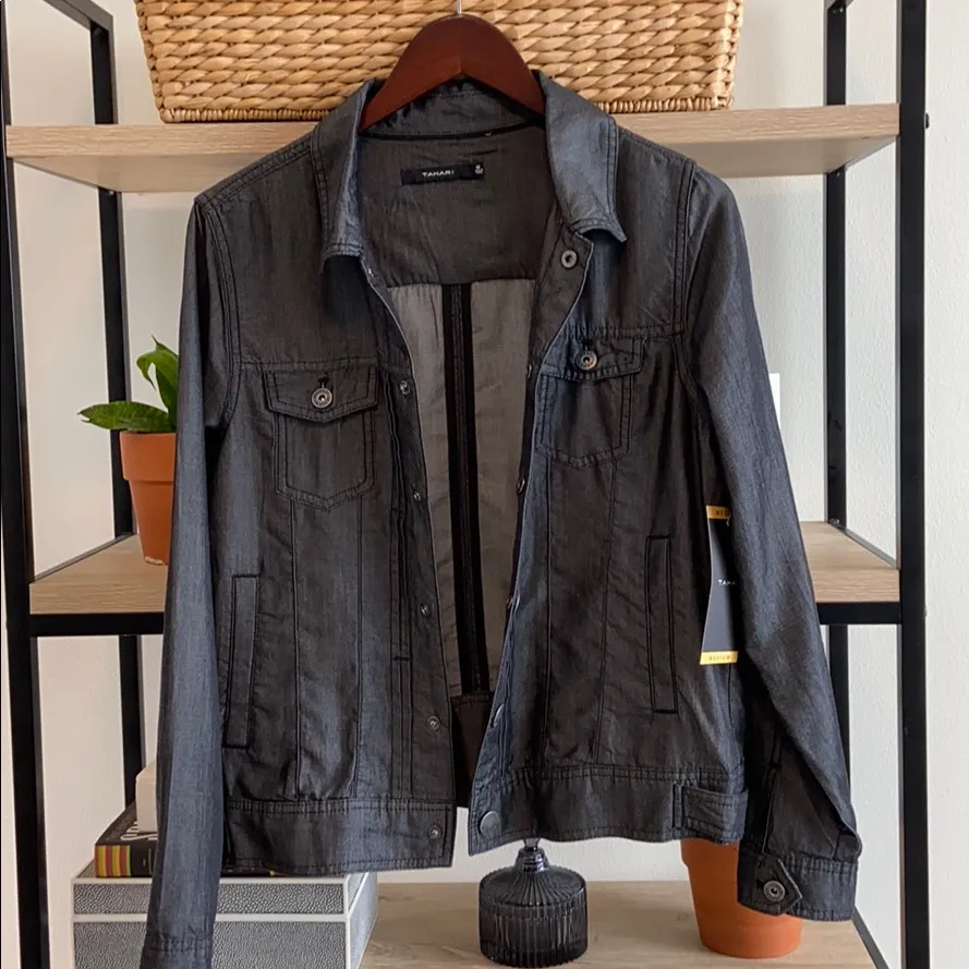 NWT, Tahari Black Snap Pocket Bomber Jacket, M - Image 9