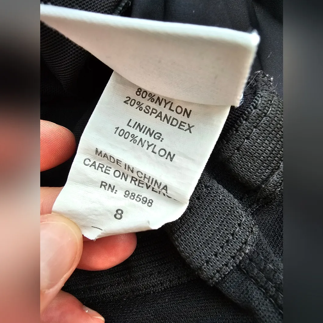 Your Best Look Tropical Floral Women's Swimsuit With Sarong Scarf Size 8 Black - Image 8