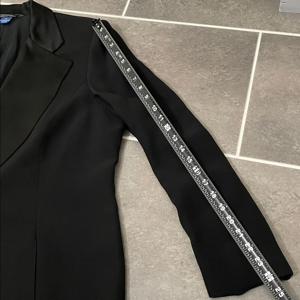 Austin Reed Formal Tuxedo Jacket size 18 Black - Image 6