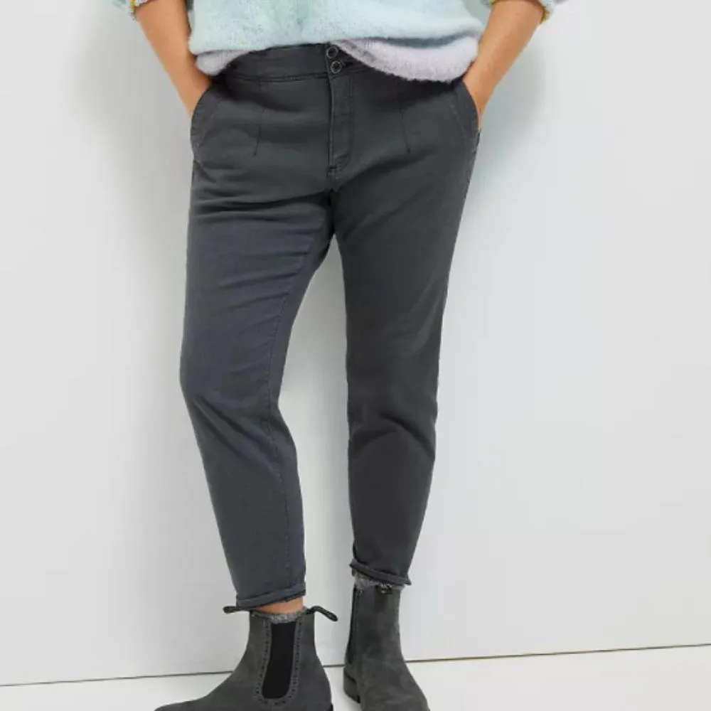 Anthropologie Pilcro High-Rise Darted Skinny Jeans - Image 3