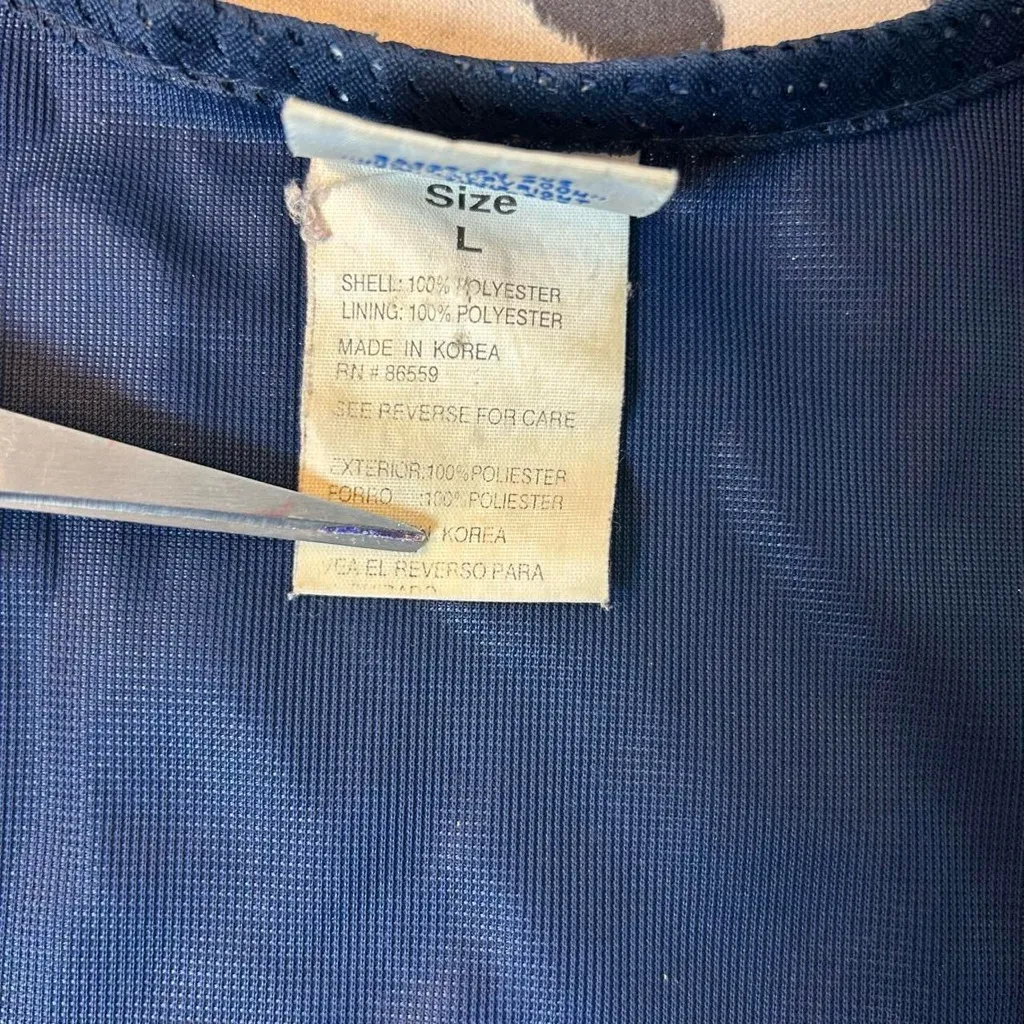 Rare + super fun vintage Disney Winnie the Pooh “Pooh Aerobics”Jersey 🐻🍯(unisex) - Image 8