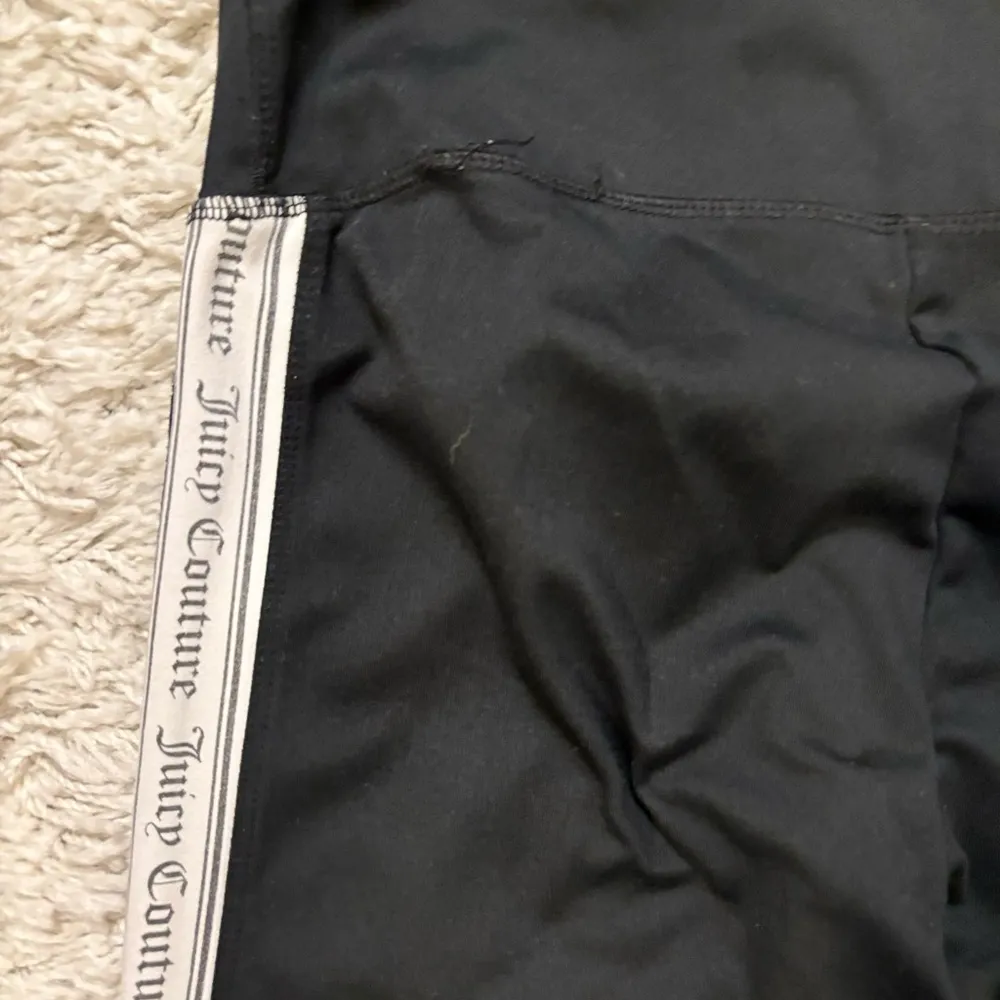 Juicy Couture Black Sport Leggings with Athletic Stripes Size M - Image 6